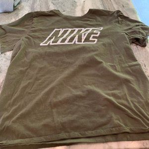 Nike T Shirt